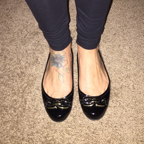 Coach - Picture 3 of 4